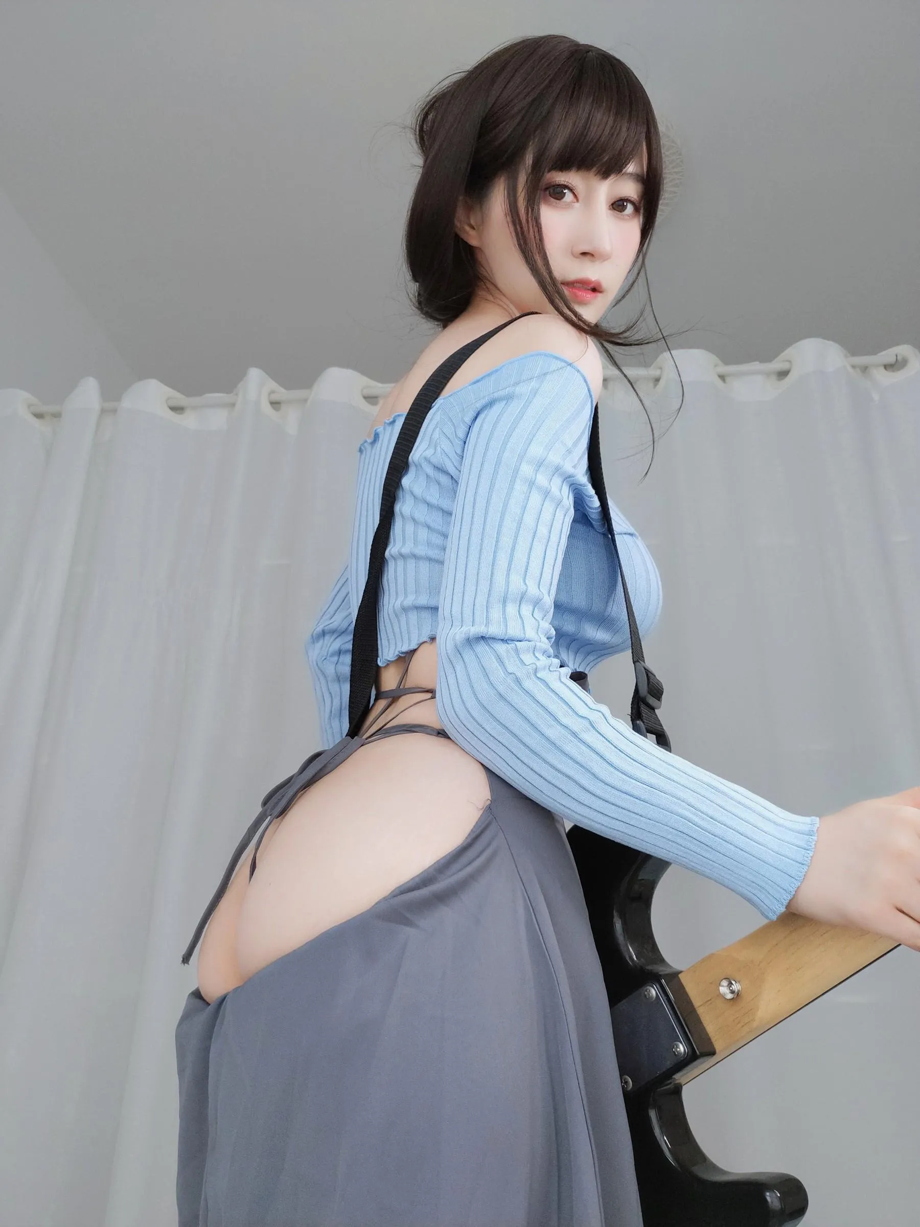 白银81 – 自撮 Vol.59 吉他妹妹 [166P]插图